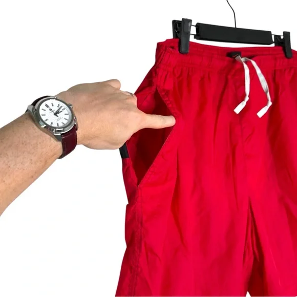 Vintage Nike nylon shorts - Picture 2 of 5